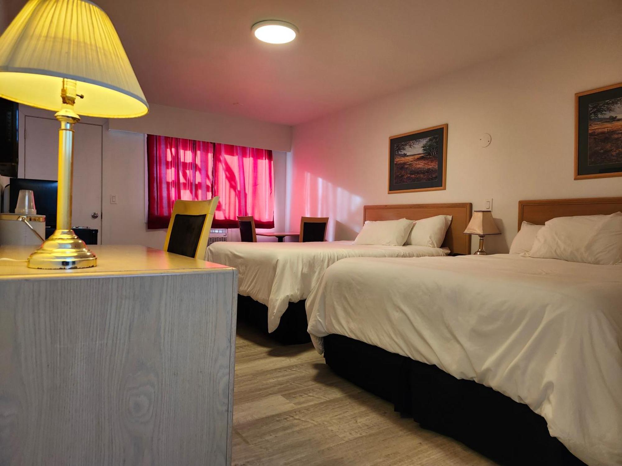Cache Creek Inn Екстер'єр фото